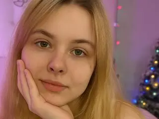AmiraVoss cam