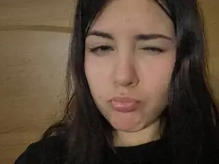 PollyCanterbury live