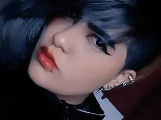 ZussanGravereign pictures